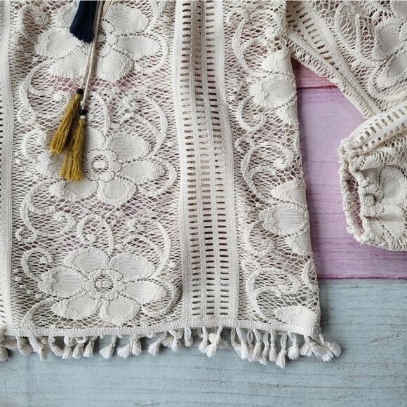 Misa Cream Long Sleeve Split V-Neck Sheer‎ Crochet Lace Tassel Boho Blouse S - Picture 4 of 6